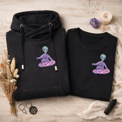‘Good Vibes’ Alien Hoodie & T-shirt